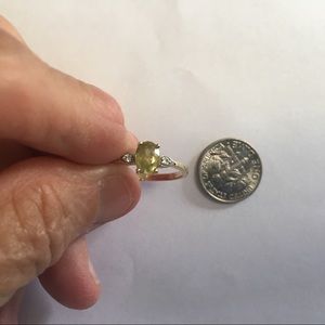 10kt Gold Ring with Natural Peridot and Diamonds